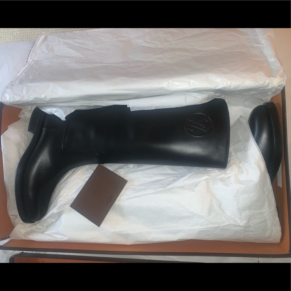 Louis Vuitton Riding Boots NEW Size 9.5 black